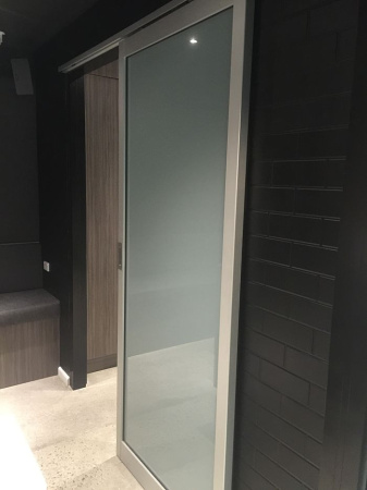 apm_brick_black_wall_opt