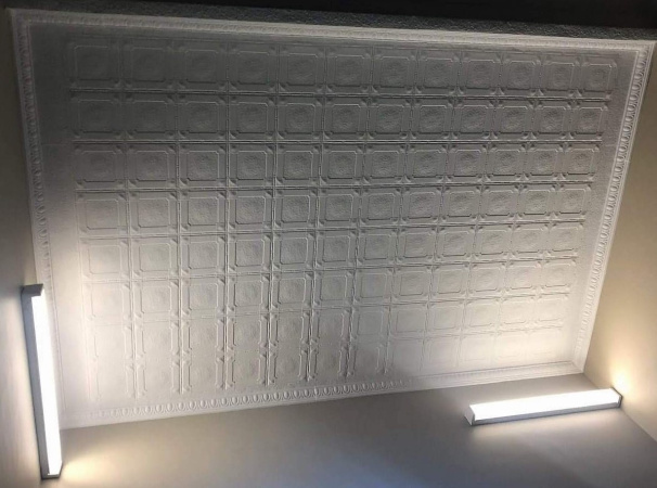 apm_canning_white_ceiling__egg_cornice