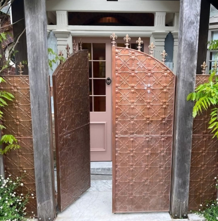 apm_fleur_rustic_gates