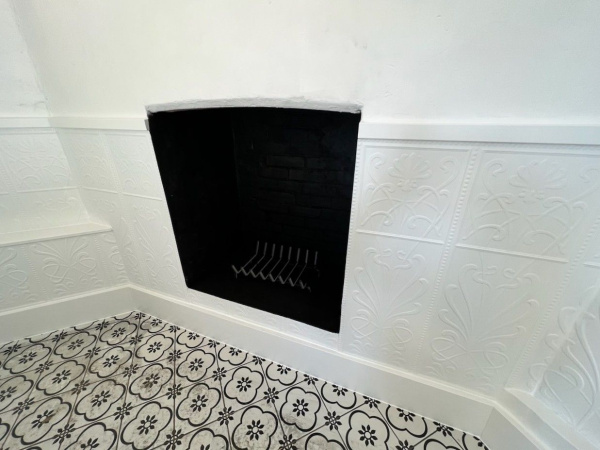 apm_waratah_dado_fireplace_white_